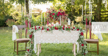 Vibrant Red Fall Garden Wedding