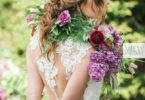 5 Ways To Accessorize Your Wedding Flowers