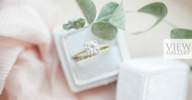 13 Gorgeous Engagement Rings & Velvet Boxes