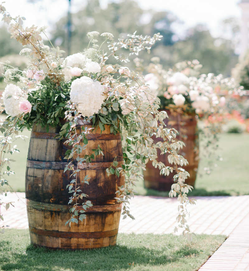 24 Outdoor Wedding Decoration Ideas ElegantWedding ca