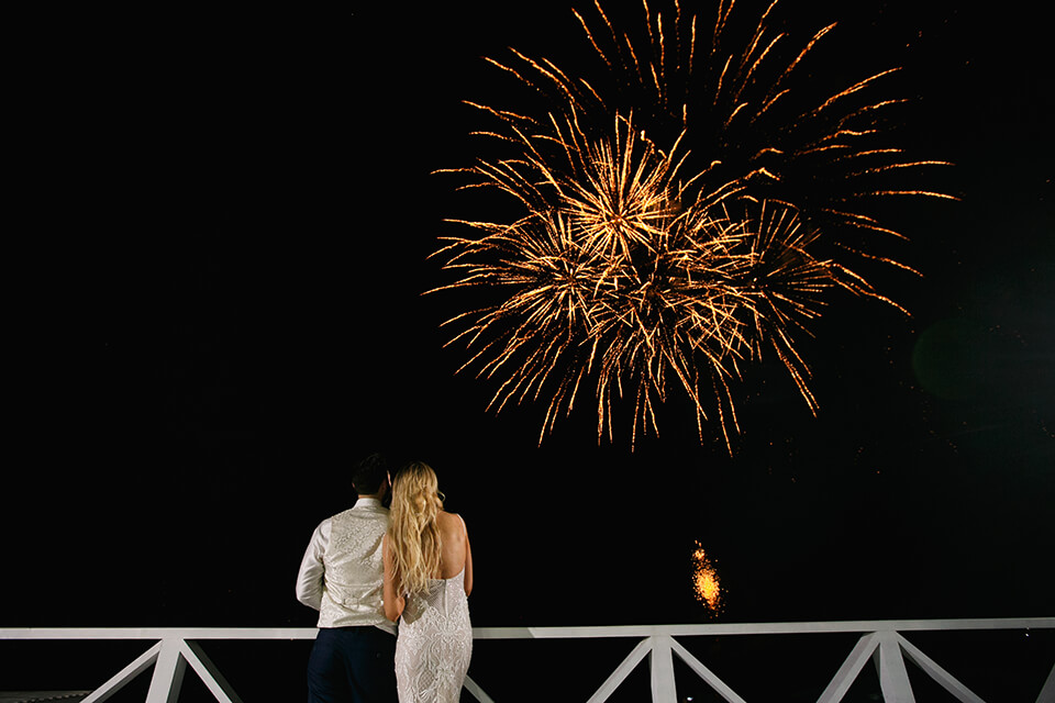 wedding photo ideas fireworks