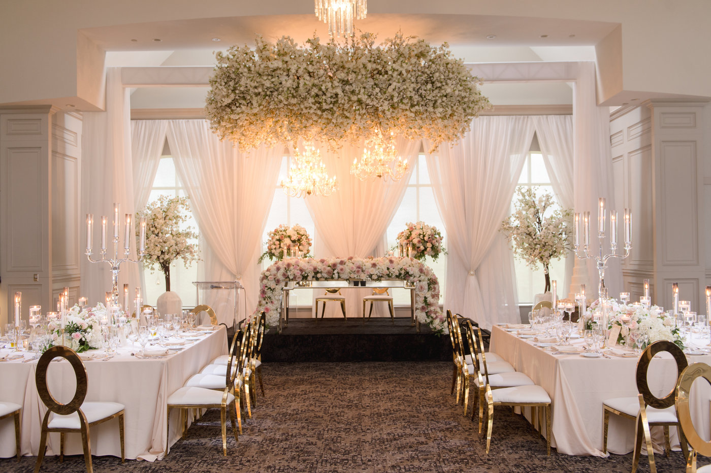 romantic pink honor table