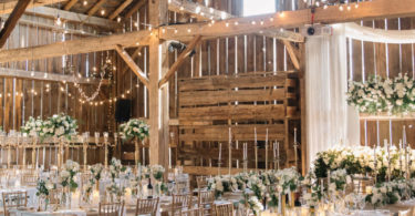 barn wedding theme