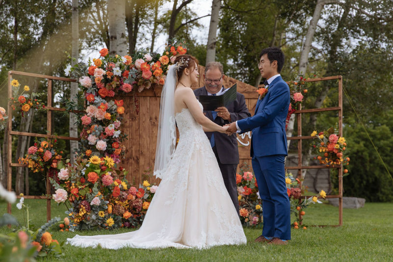 wedding ceremony rustic decor