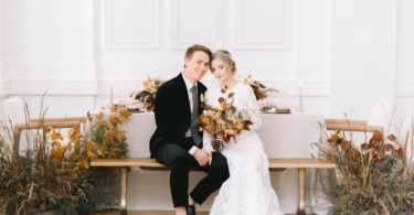 bride and groom in old hollywood theme