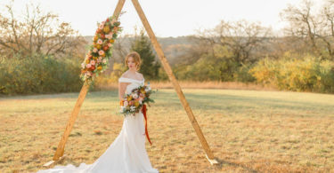 fall wedding ceremony arch