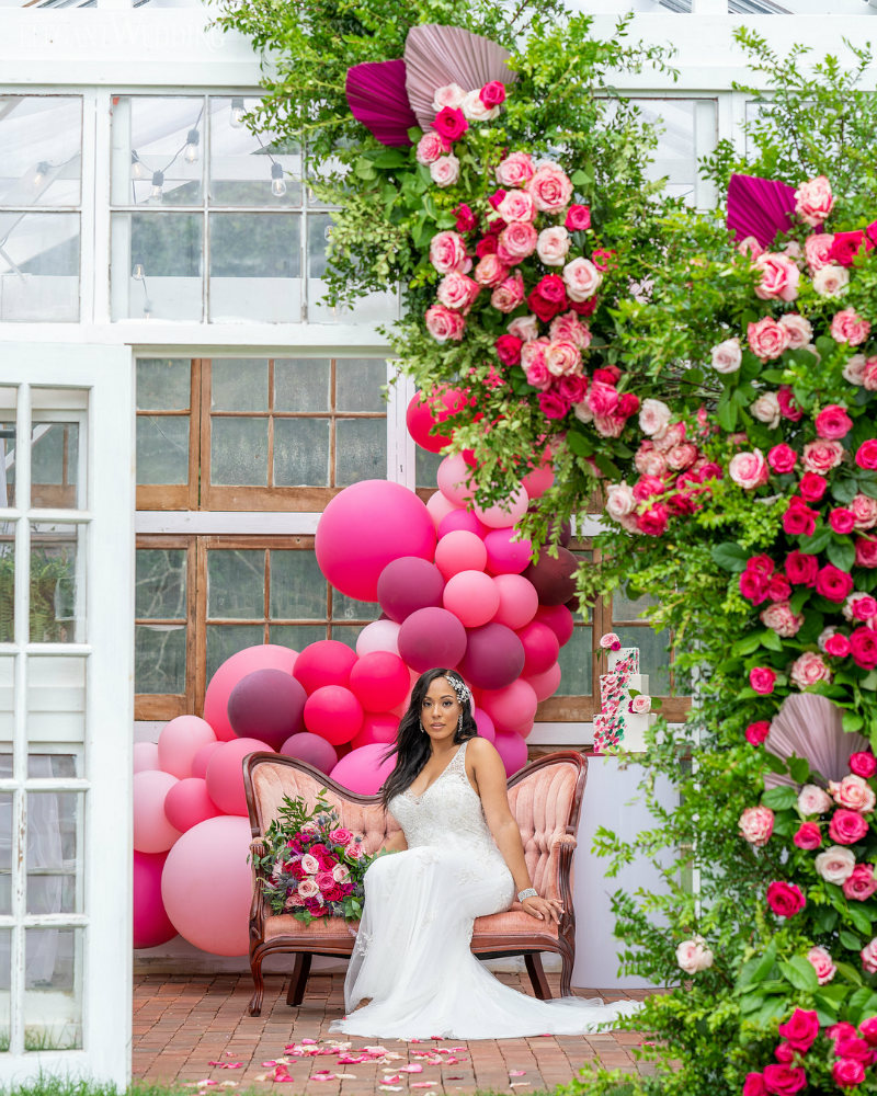 gorgeous pink and green weddin balloon decor