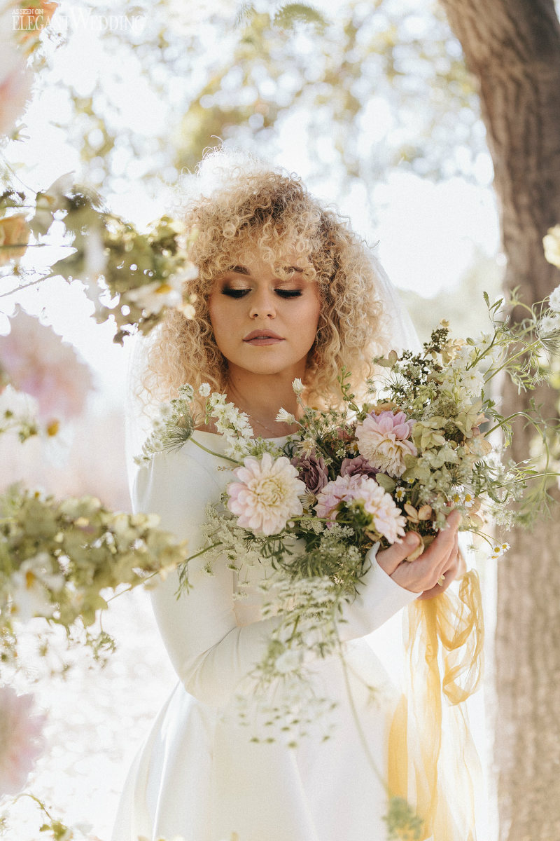 bride with a pretty bridal bouquet