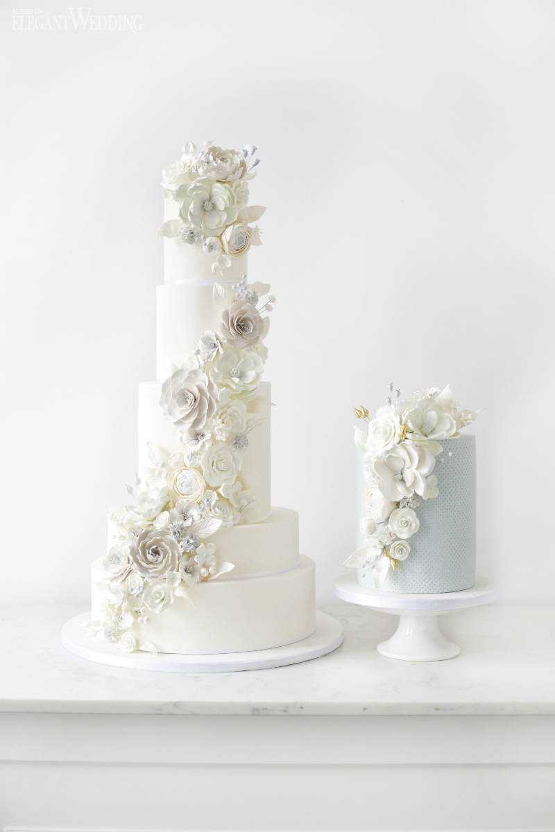 blue and white wedding cakes