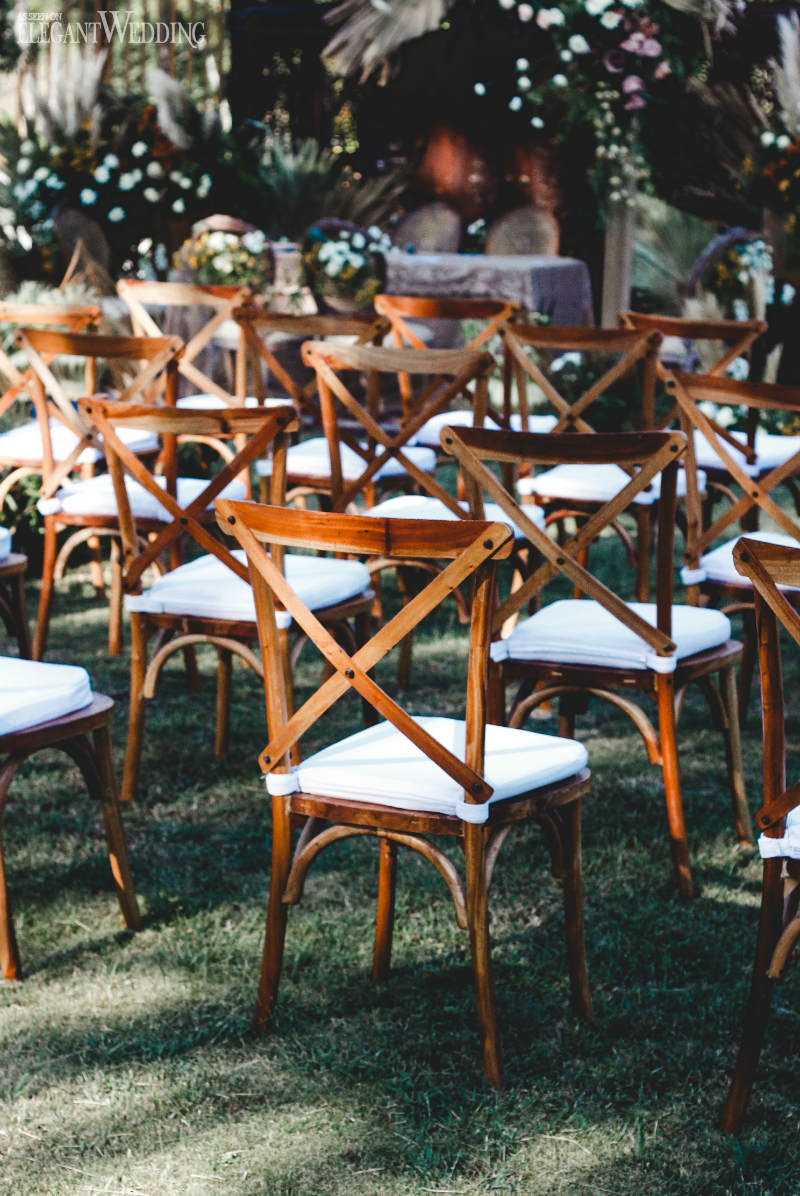 Picture-Perfect Outdoor Wedding Decorations wedding ceremony