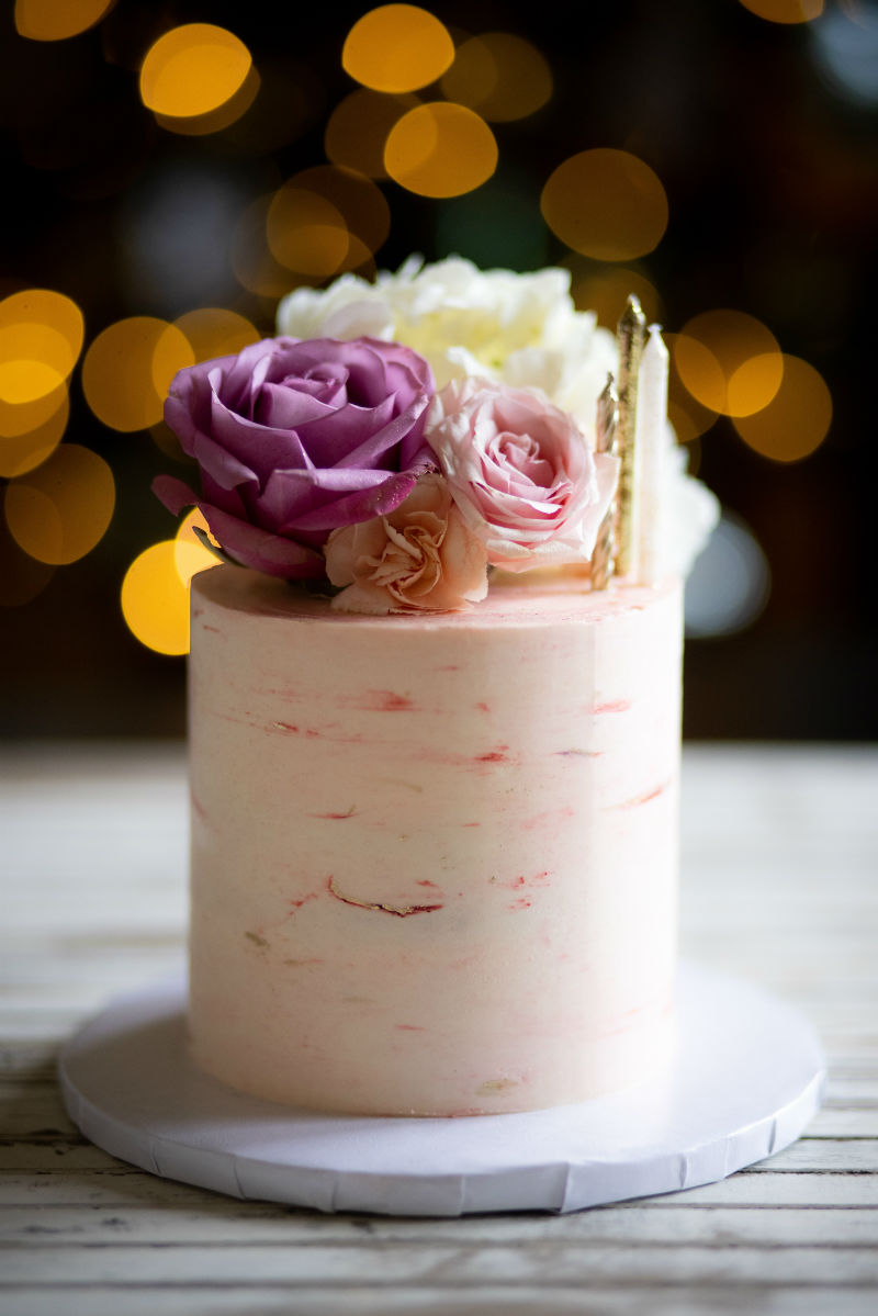 cake with flowers