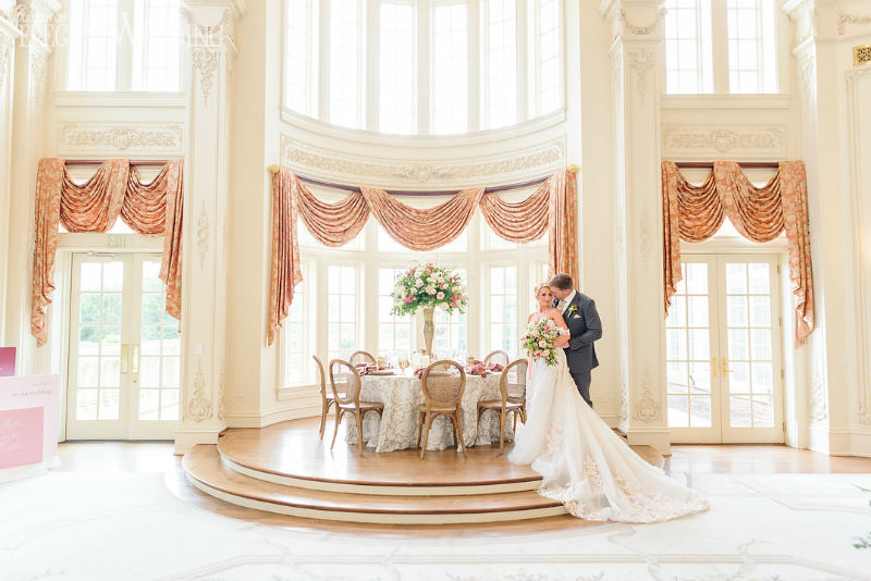 mansion wedding table decor