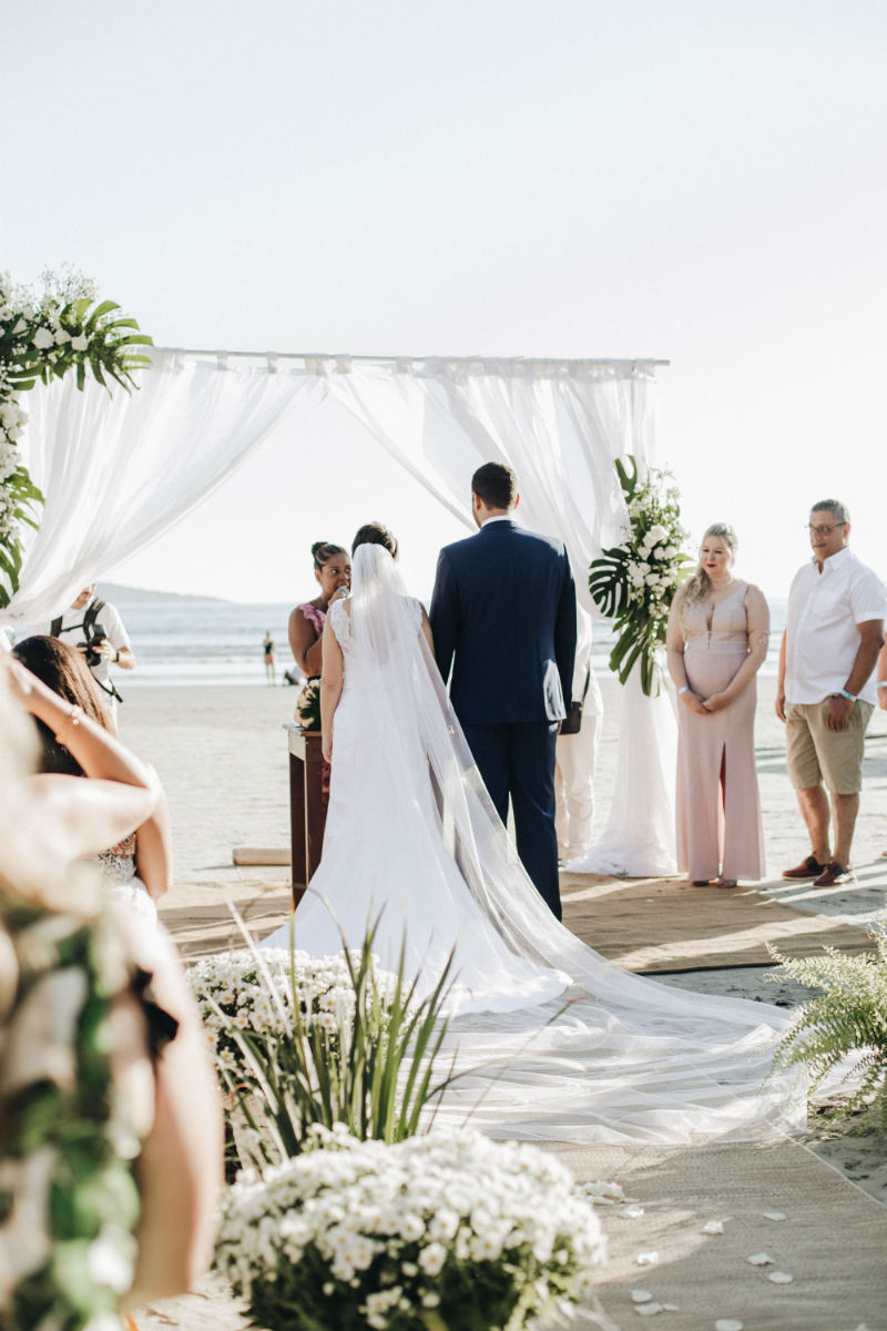 beach wedding