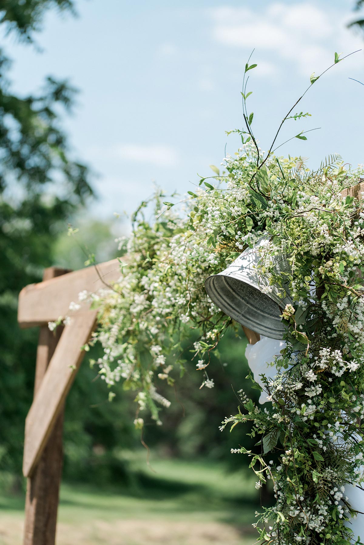 tropical wedding ceremony