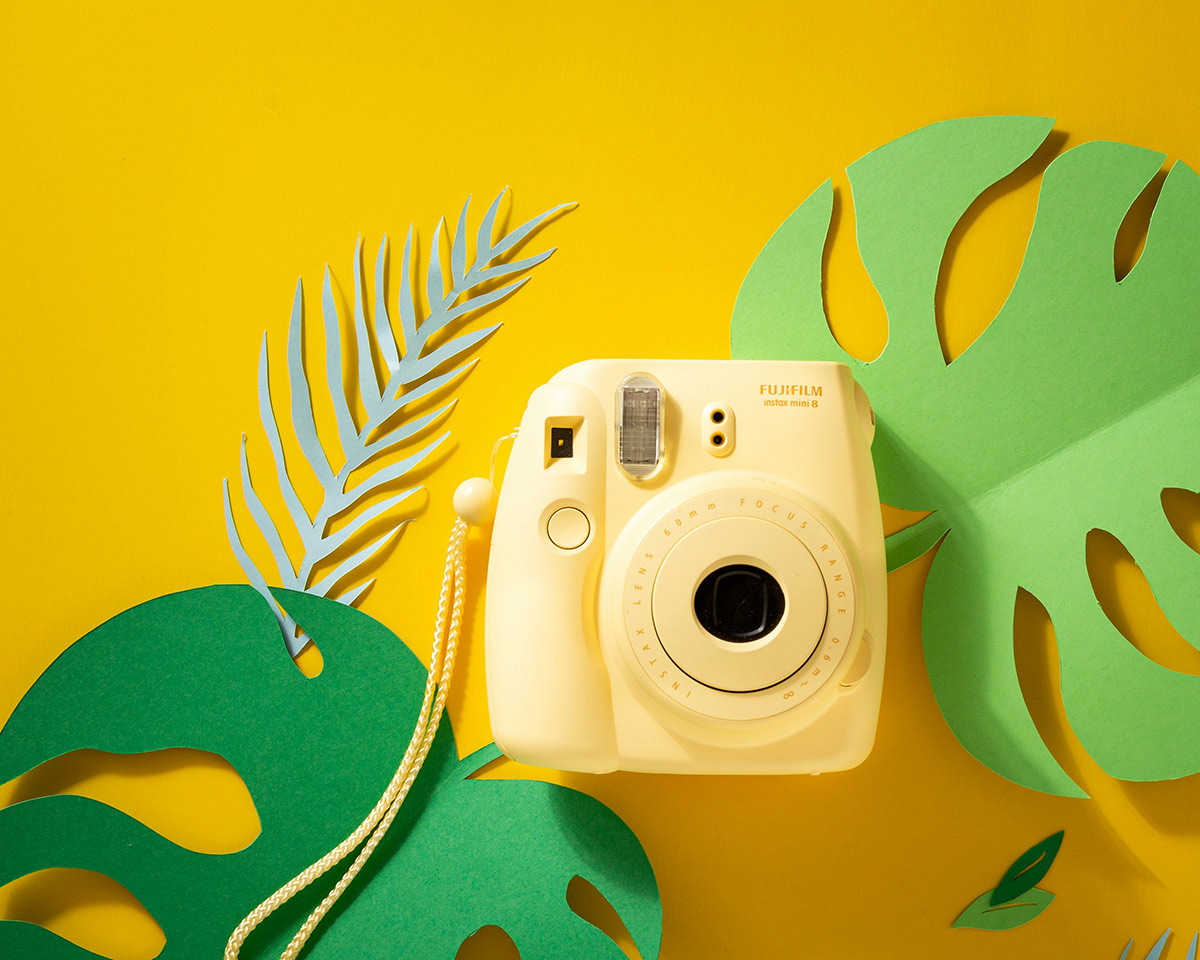 polaroid camera for honeymoon gift