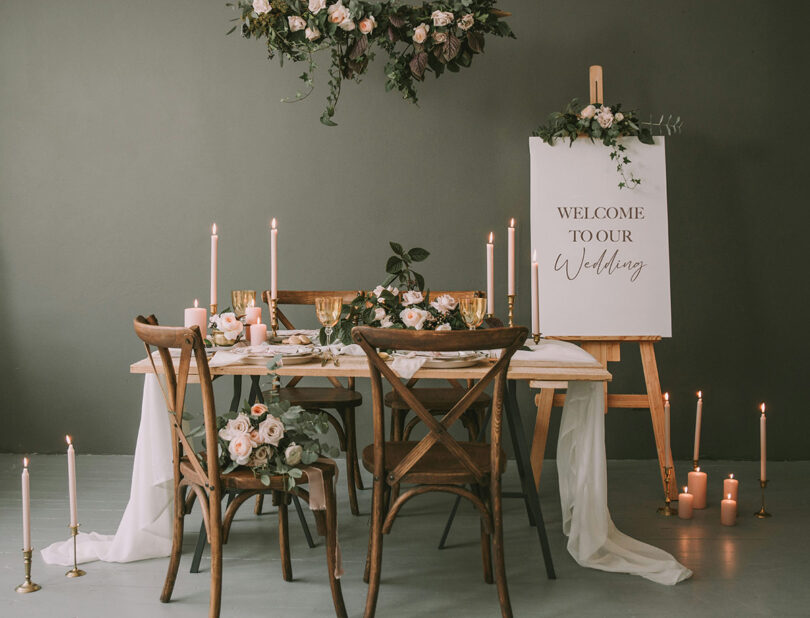 vintage wedding decor