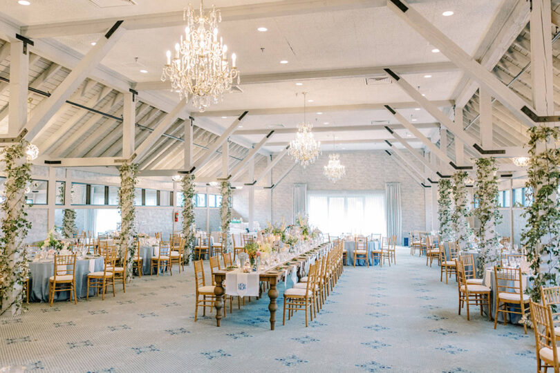 pretty blue and white wedding theme