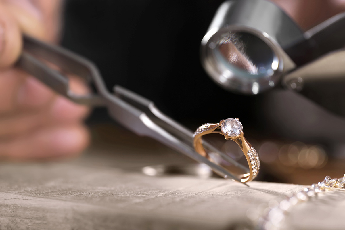 balancing the 4 c's of a diamond ring