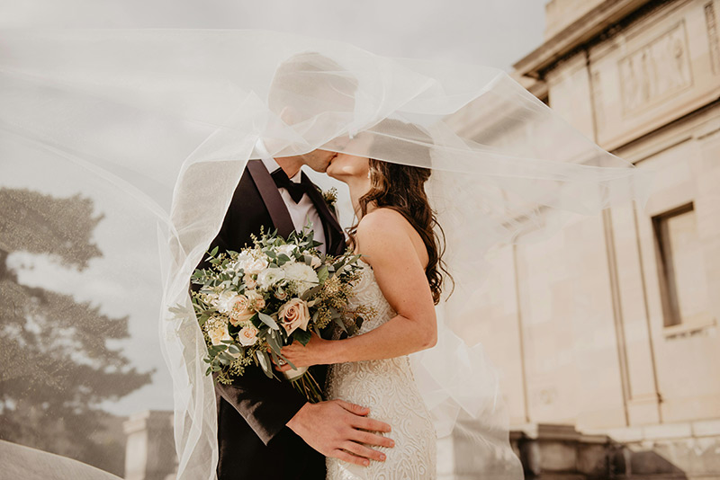 bride with a special fragrance